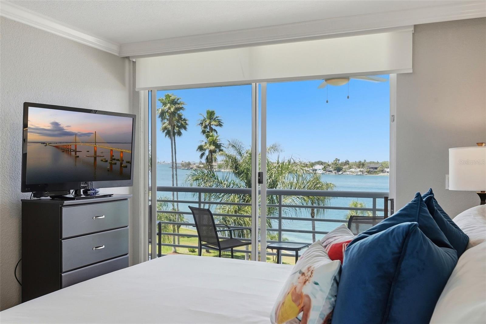 BAHIA VISTA - Residential