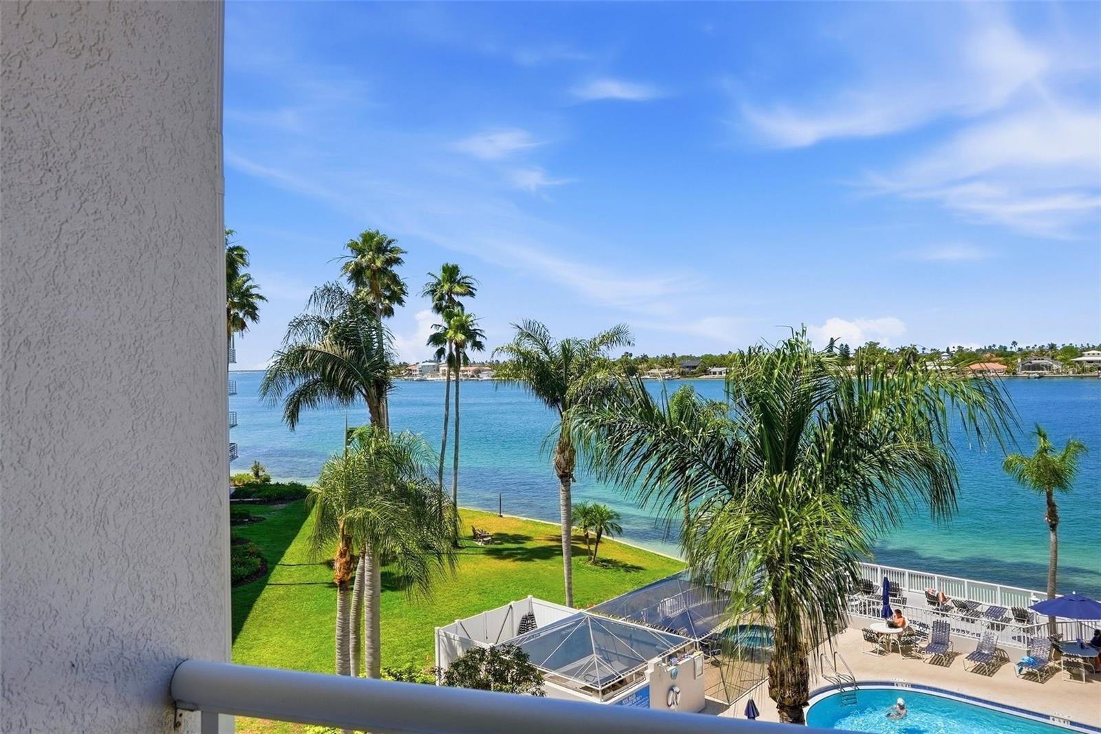 BAHIA VISTA - Residential