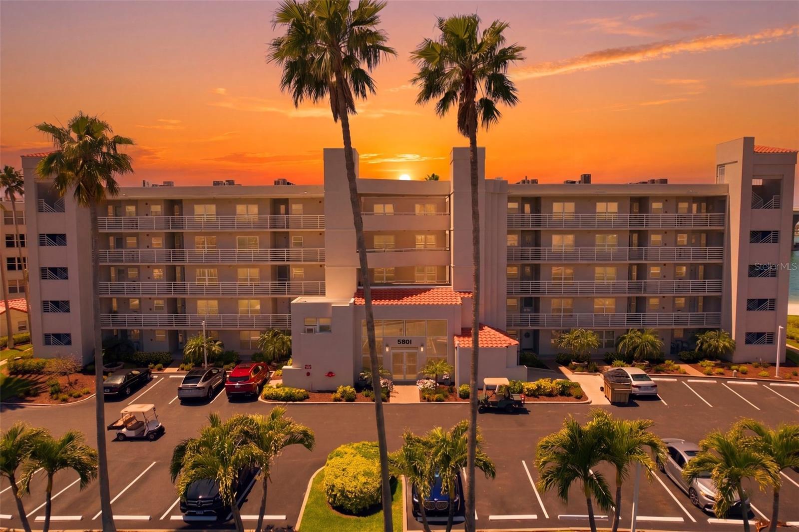 BAHIA VISTA - Residential