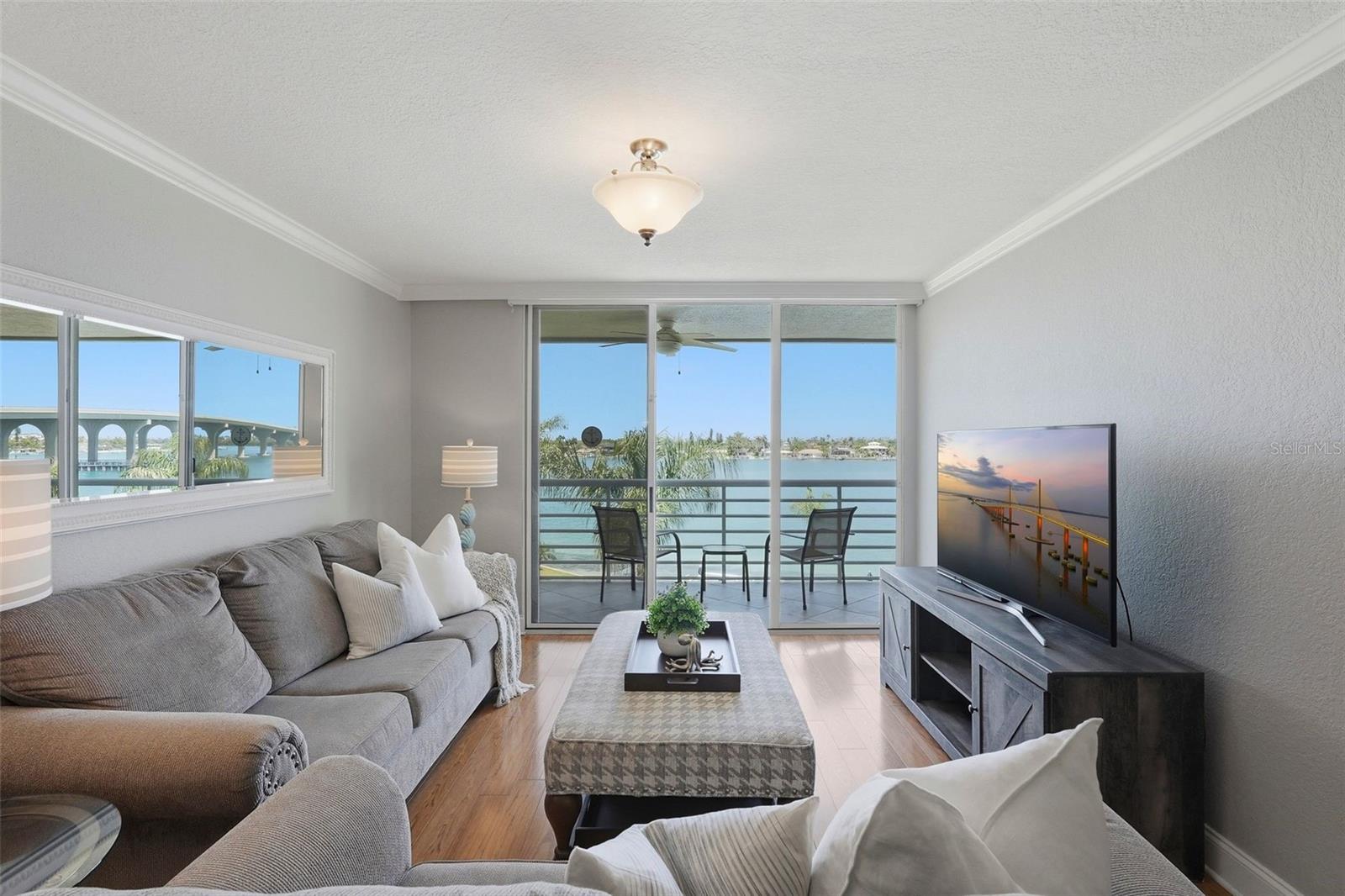 BAHIA VISTA - Residential