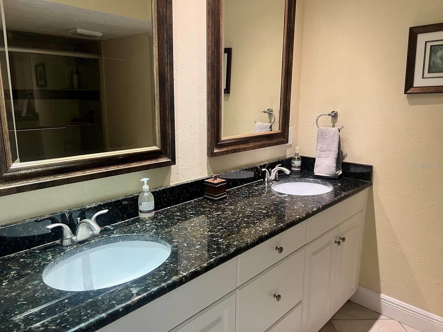 PEPPERTREE BAY III - Residential Lease