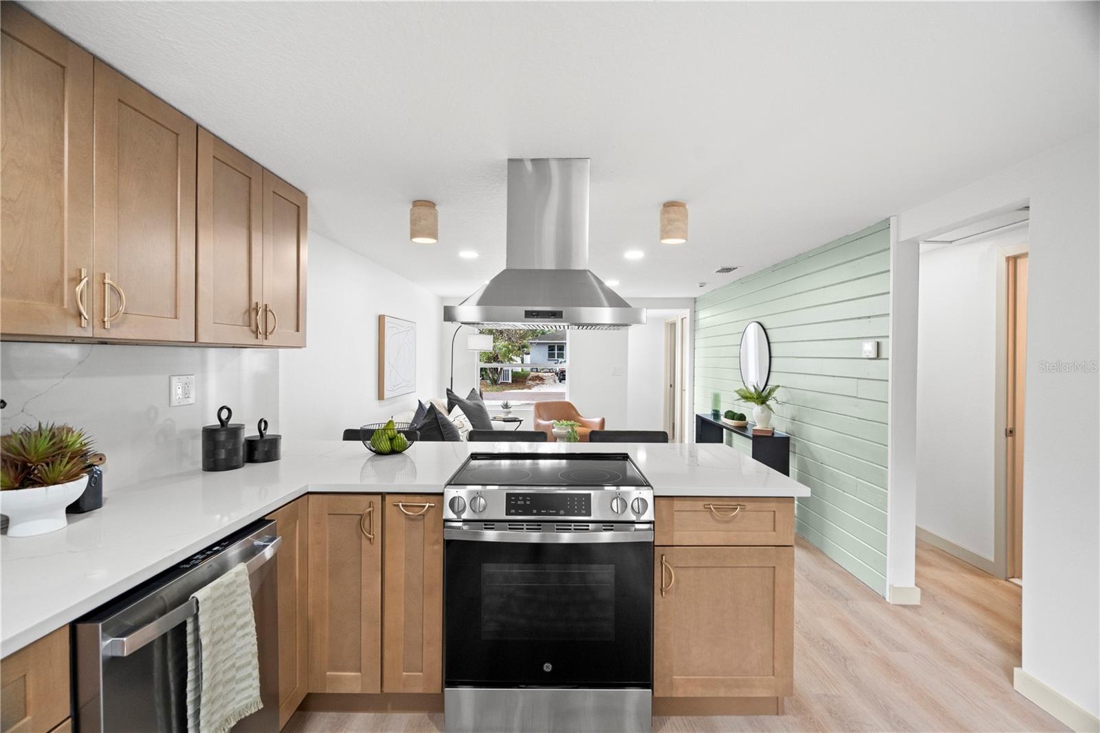 FLORADEL SUB - Residential