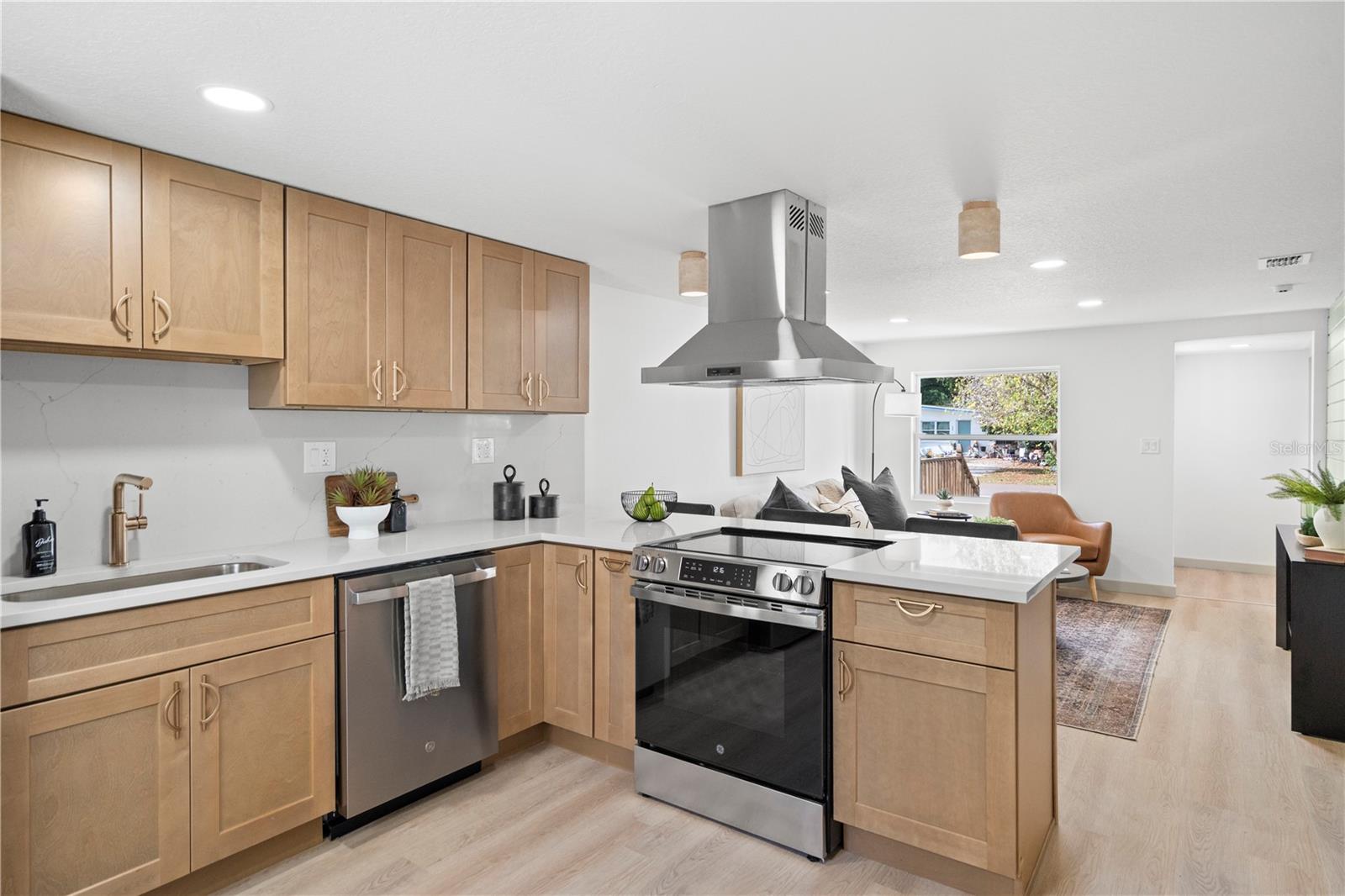 FLORADEL SUB - Residential