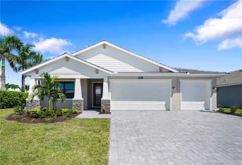 Photo of 18428 Dayspring Place, Venice, FL 34293 (MLS # A4652013)