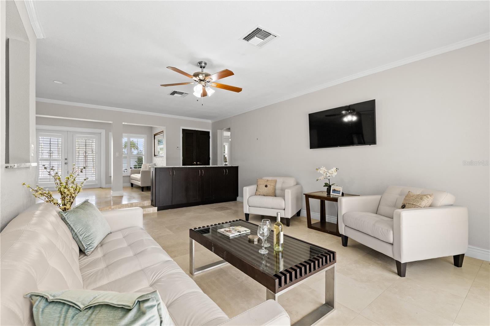 TIERRA VERDE - Residential