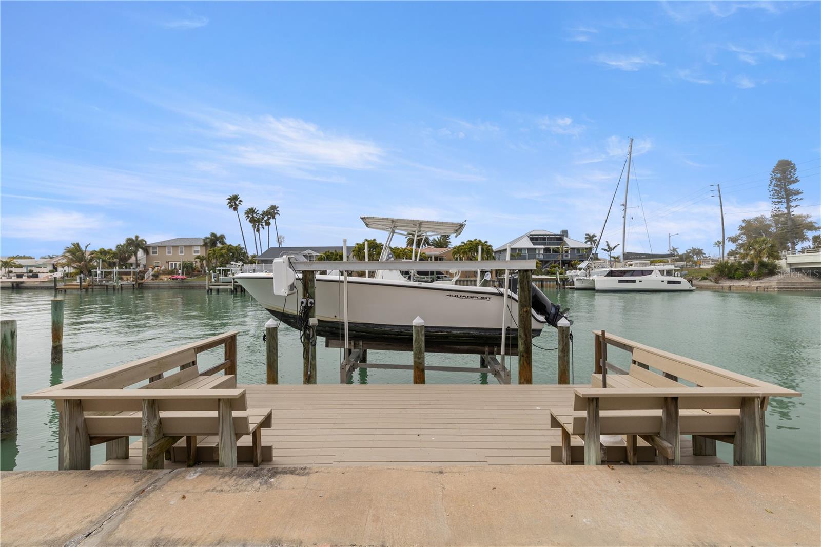 TIERRA VERDE - Residential