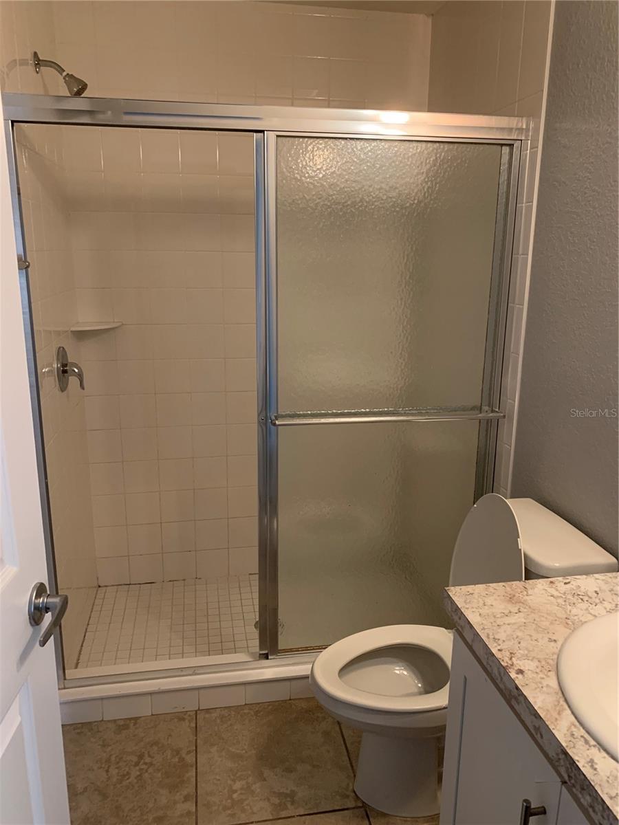 HIGHLAND MDWS 4B - Residential Lease