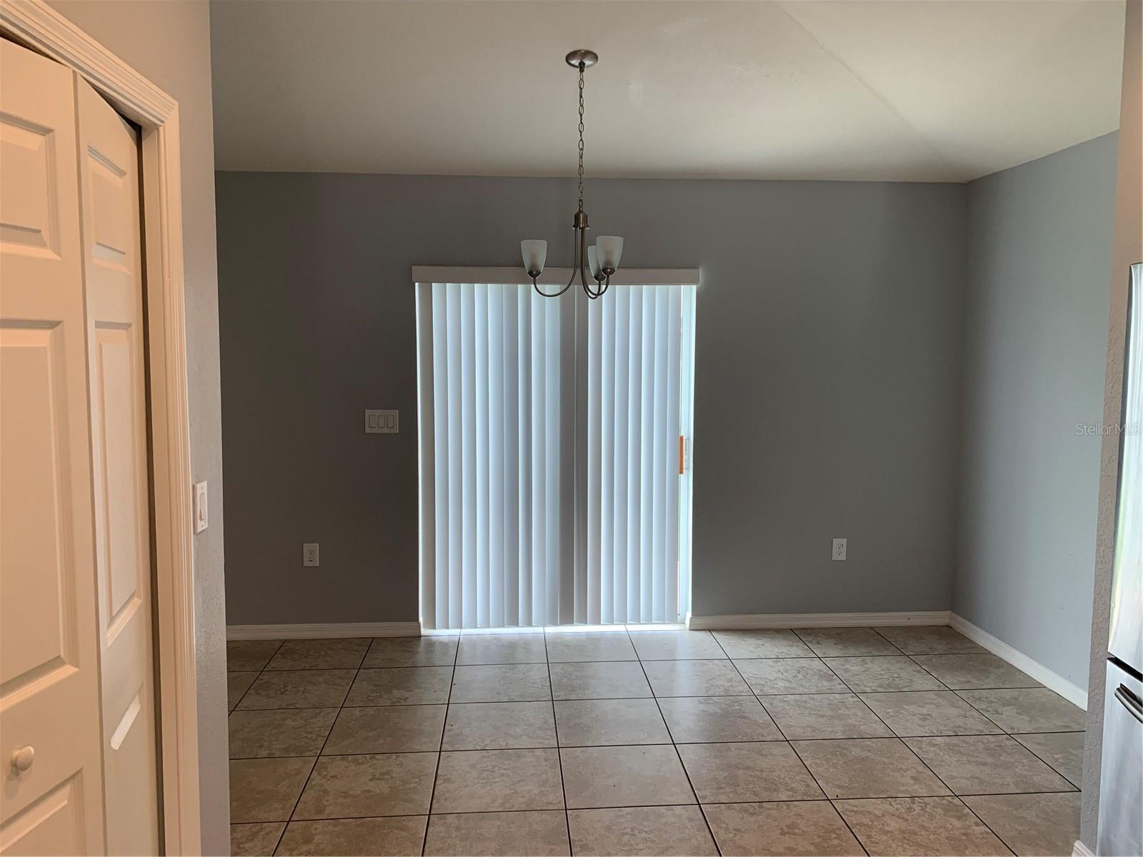 HIGHLAND MDWS 4B - Residential Lease