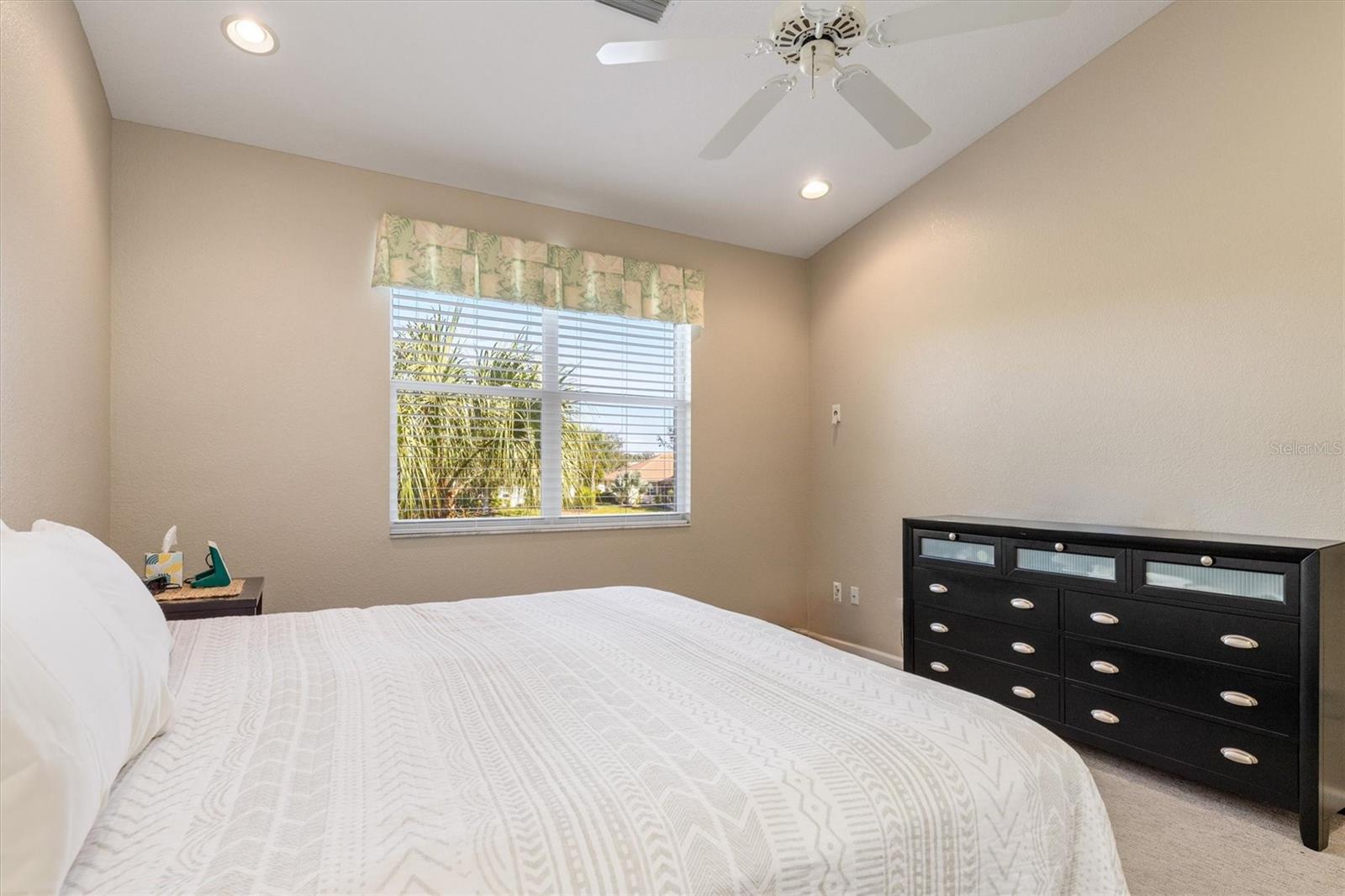 GRAND VISTA AT RIVERWOOD PH D - Residential