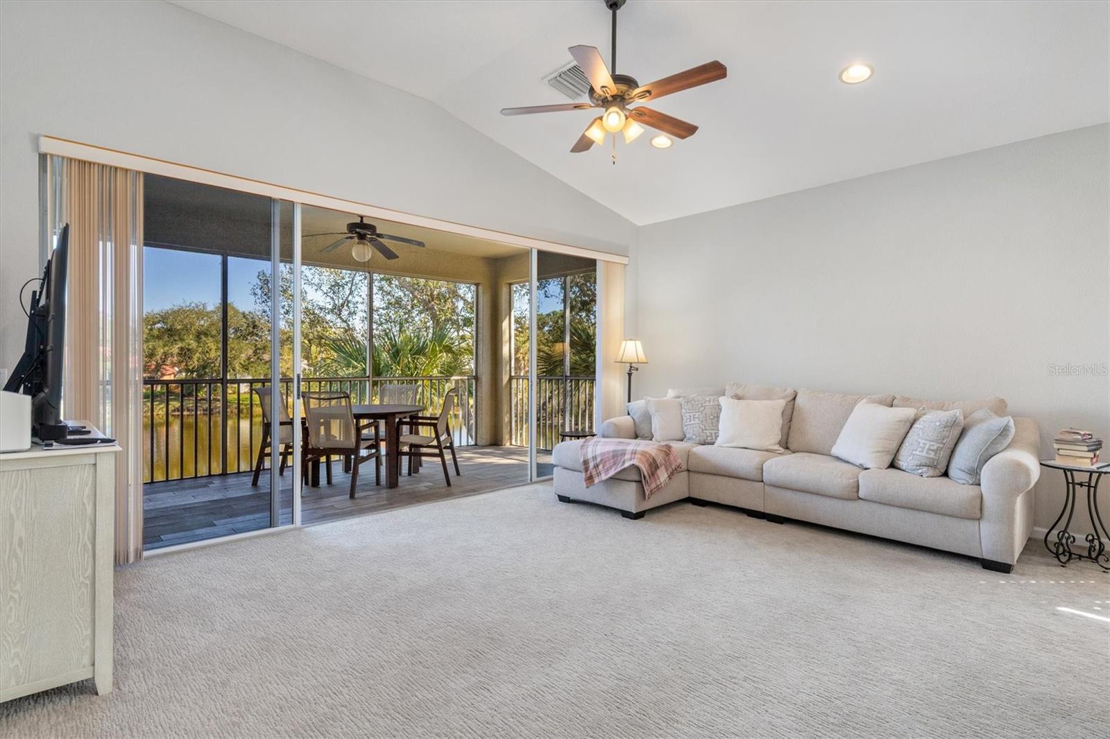 GRAND VISTA AT RIVERWOOD PH D - Residential