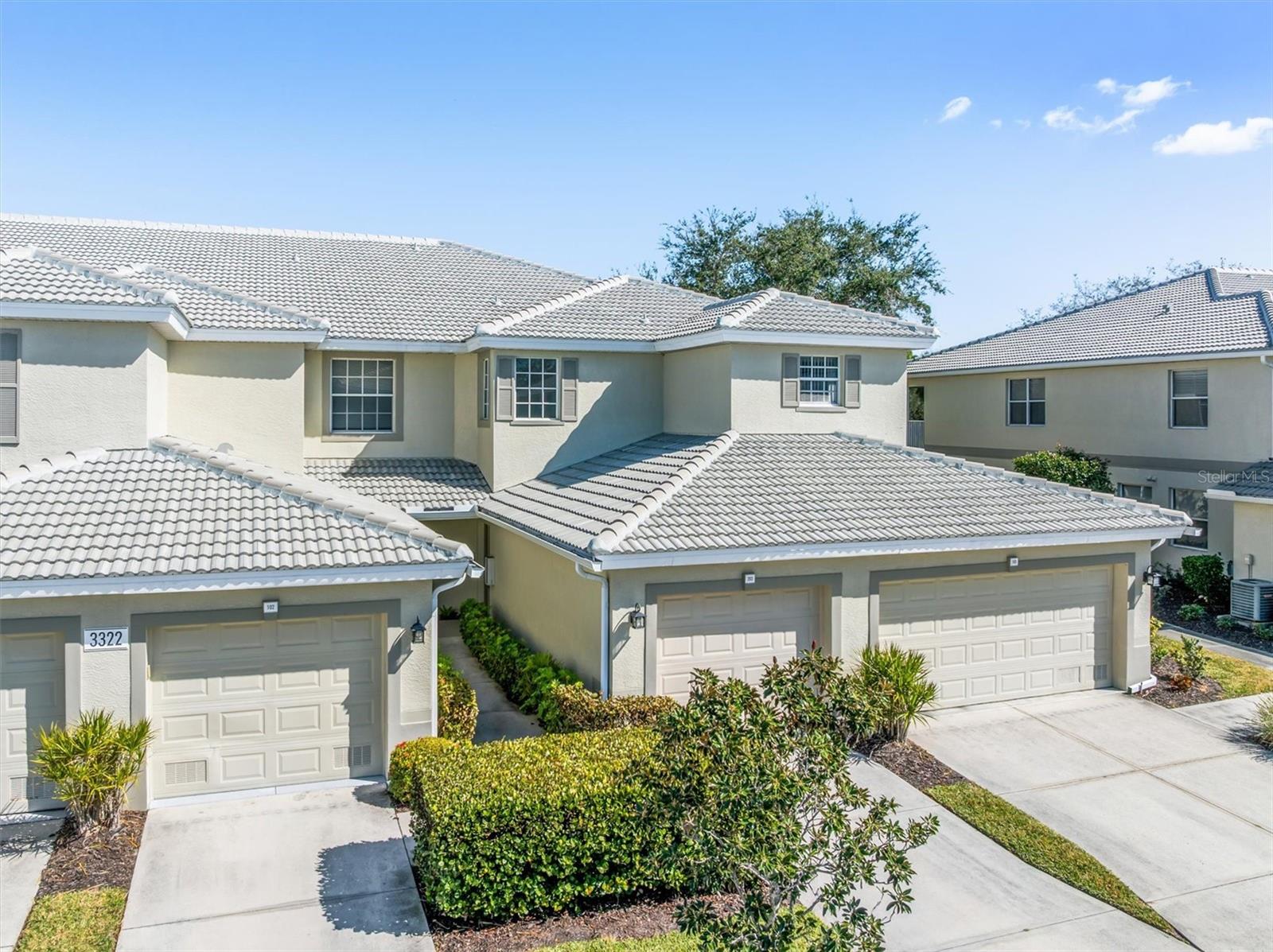 GRAND VISTA AT RIVERWOOD PH D - Residential