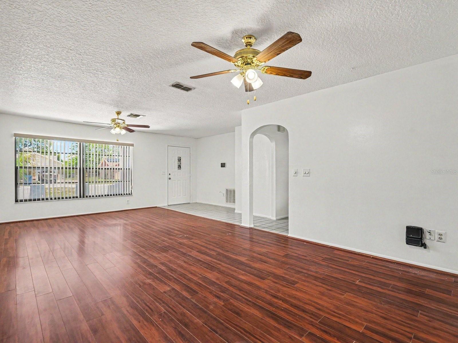 FOREST OAKS - Residential