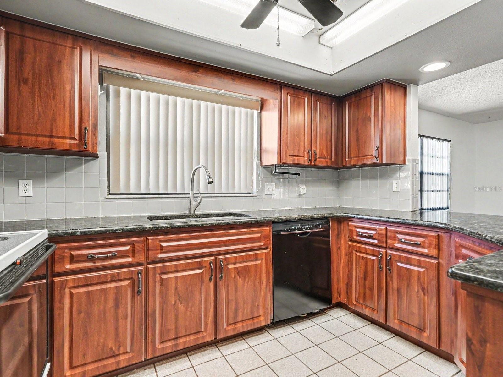 FOREST OAKS - Residential