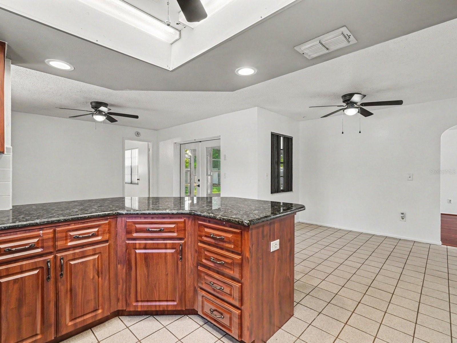 FOREST OAKS - Residential