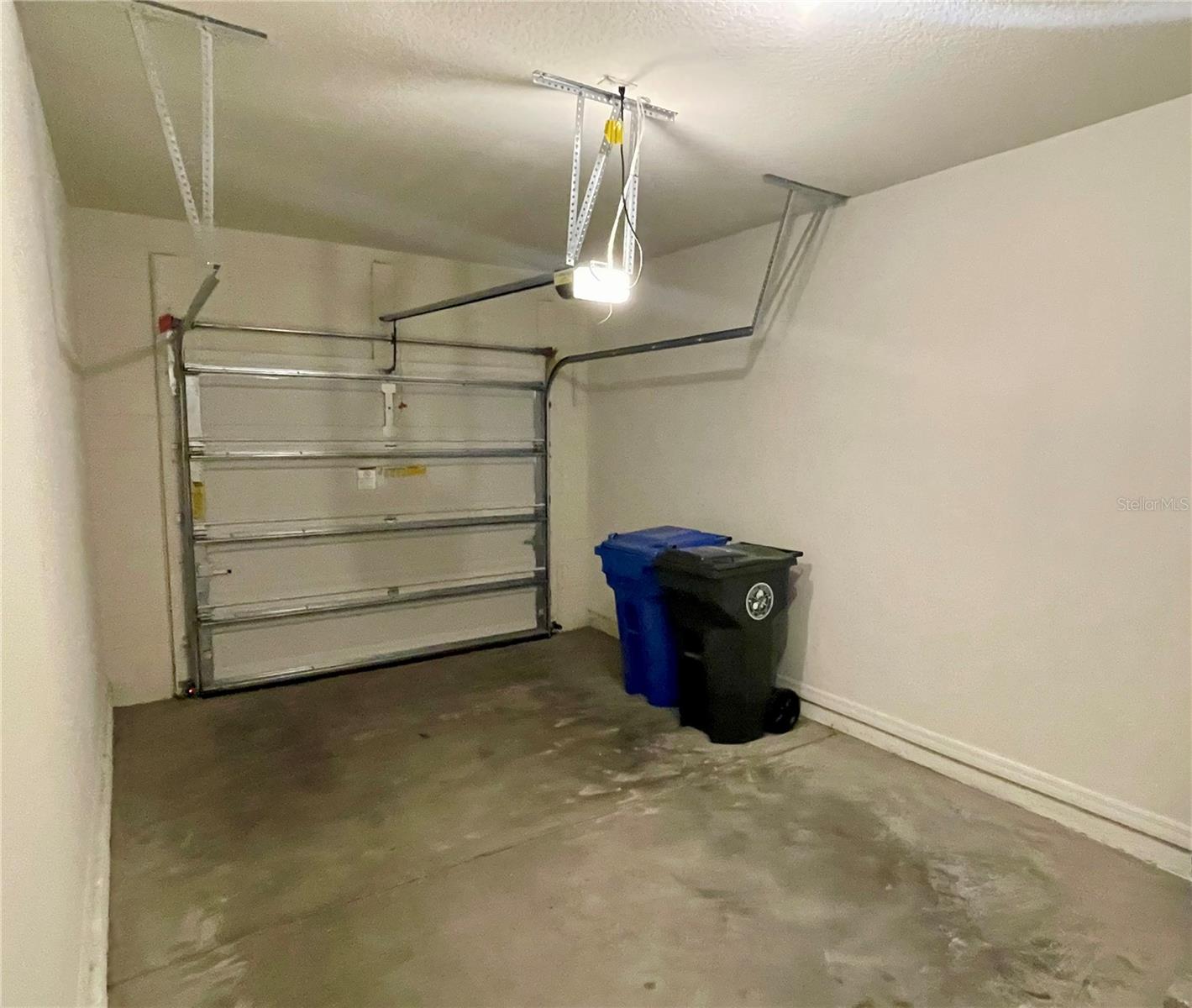 MITCHELL CREEK - Residential Lease