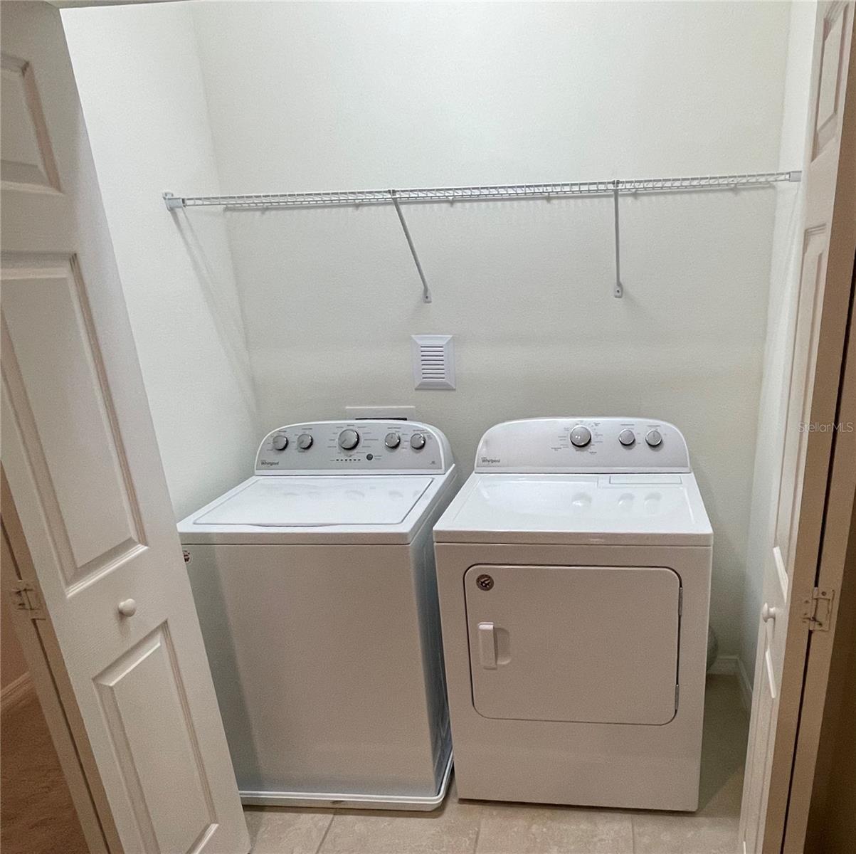 MITCHELL CREEK - Residential Lease