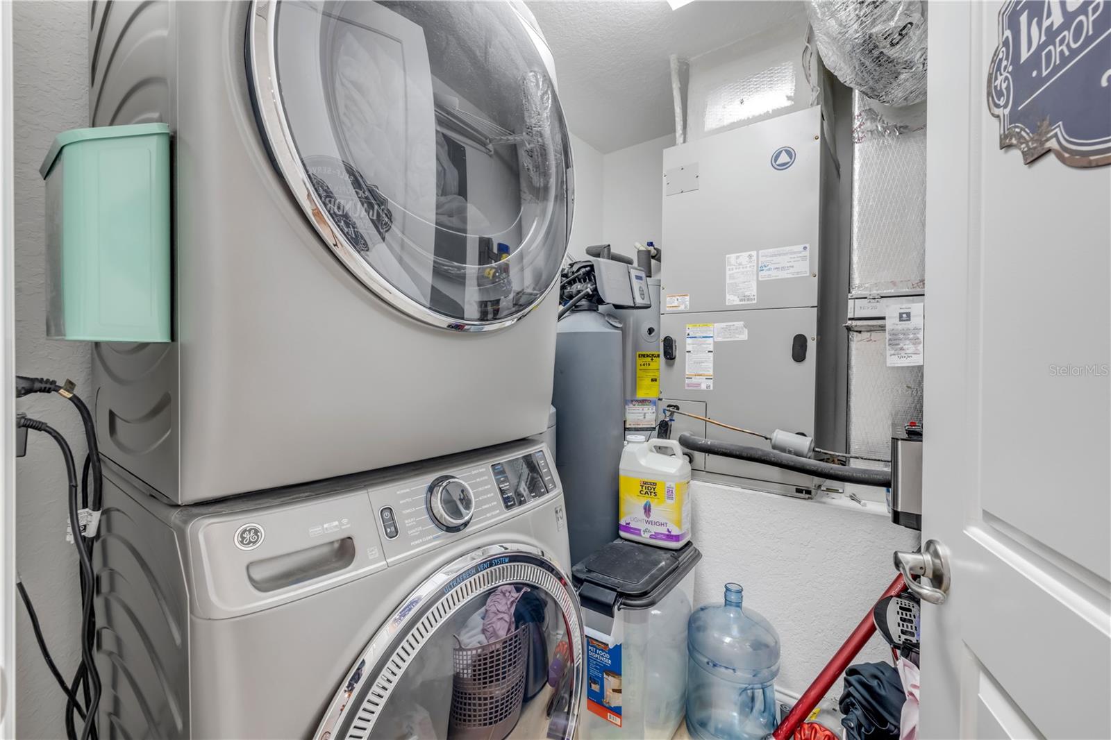 RIVERWALK/CORONADO ISLAND-BLDG - Residential