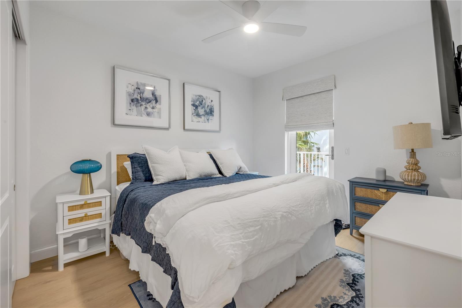 RIVERWALK/CORONADO ISLAND-BLDG - Residential