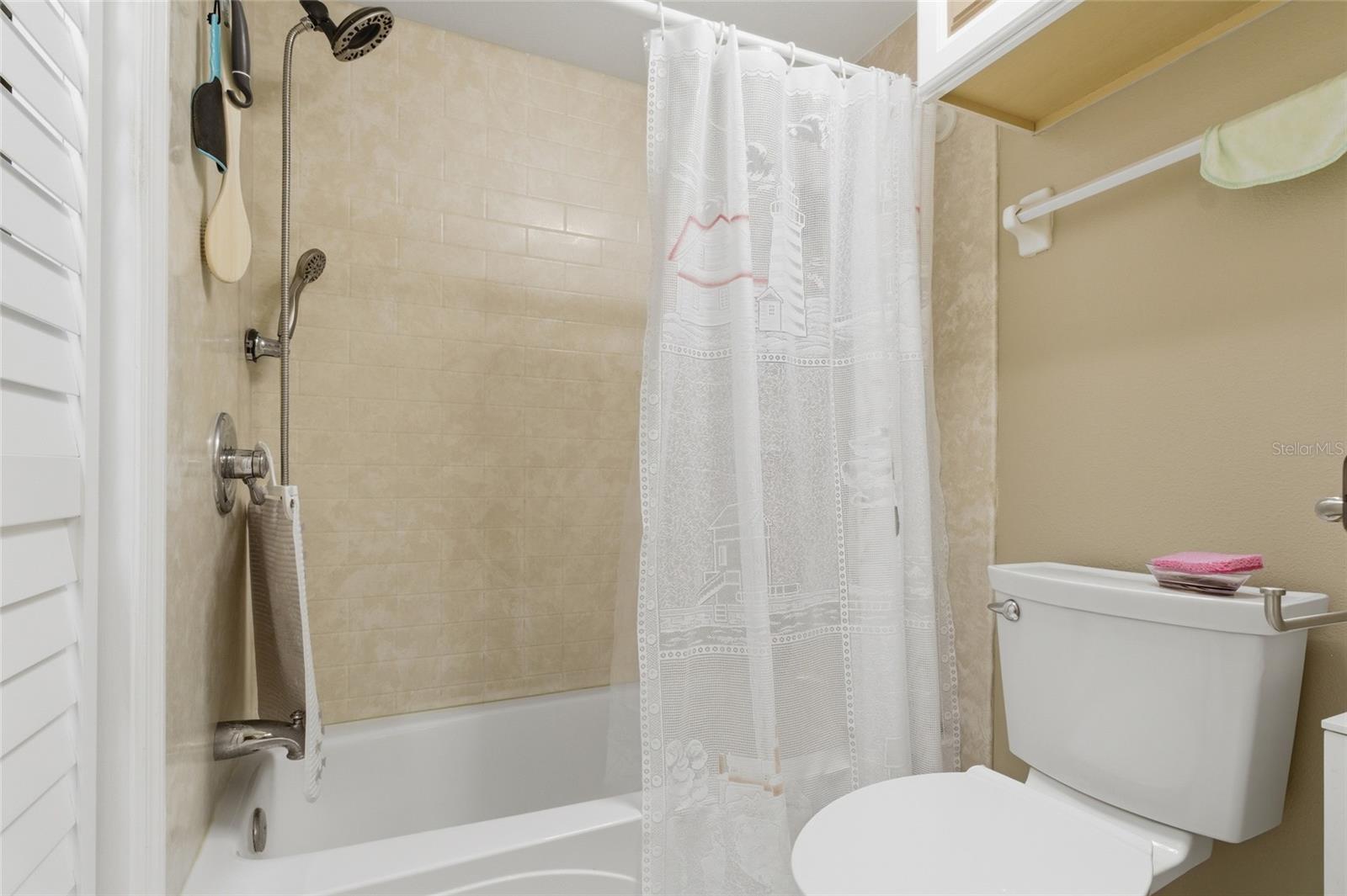 HEATHER COVE NEW PORT - Residential