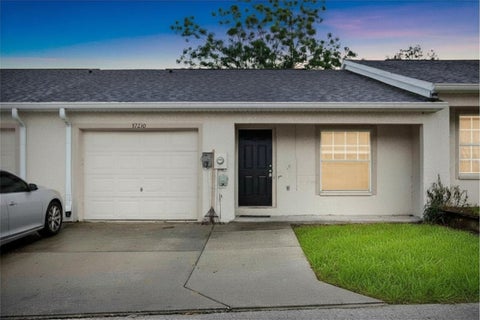 Photo of 37210 Grassy Hill Lane, Dade City, FL 33525 (MLS # TB8526331)
