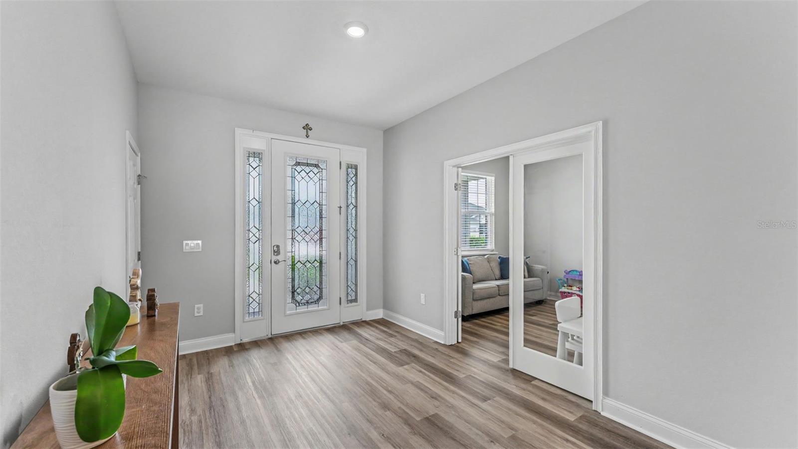 6686 TREYMONT DRIVE