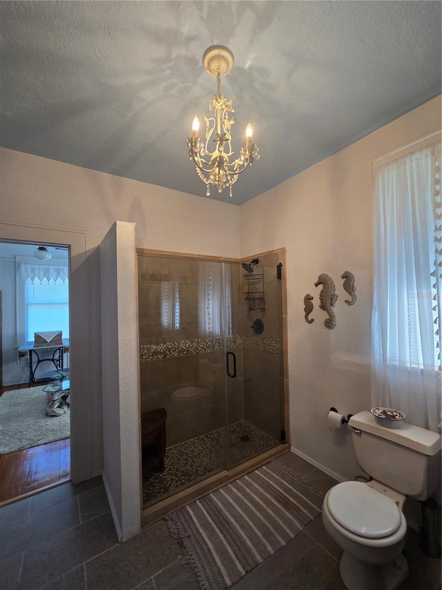 1633 PIONEER DRIVE
