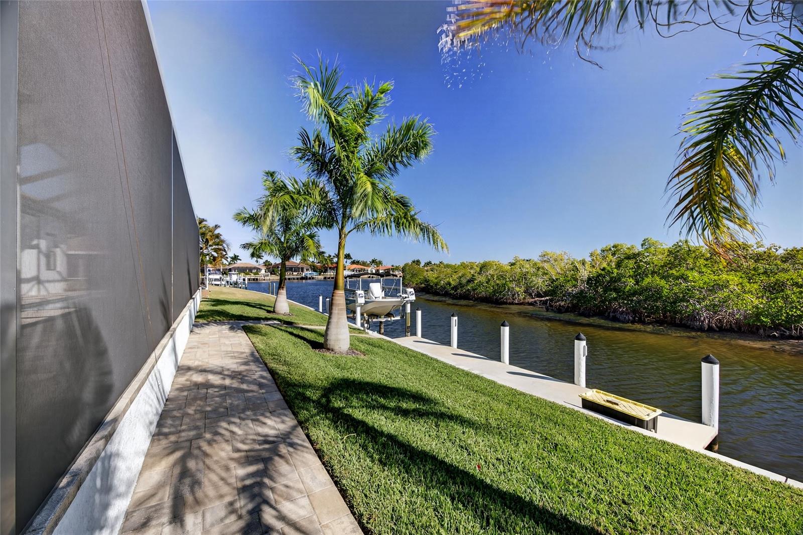 PUNTA GORDA ISLES SEC 15 - Residential