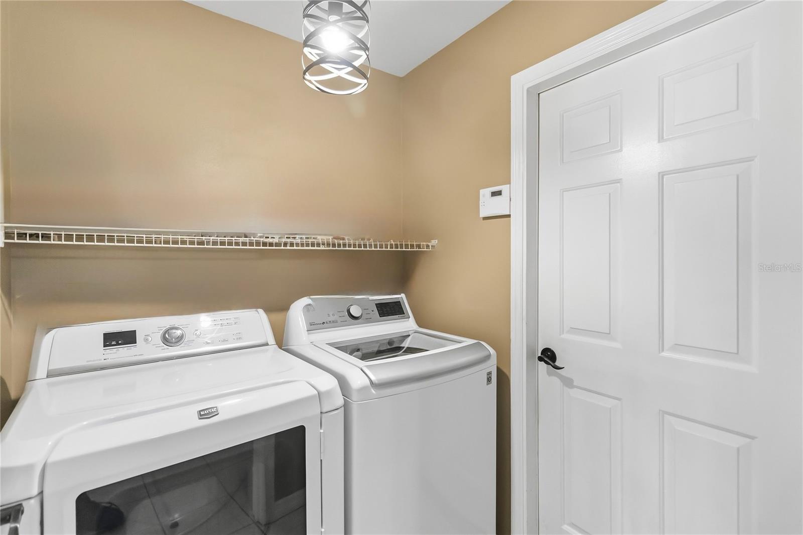 HAMPTON WOODS - Residential