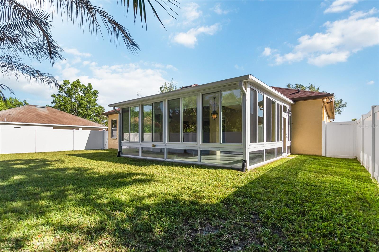 HAMPTON WOODS - Residential