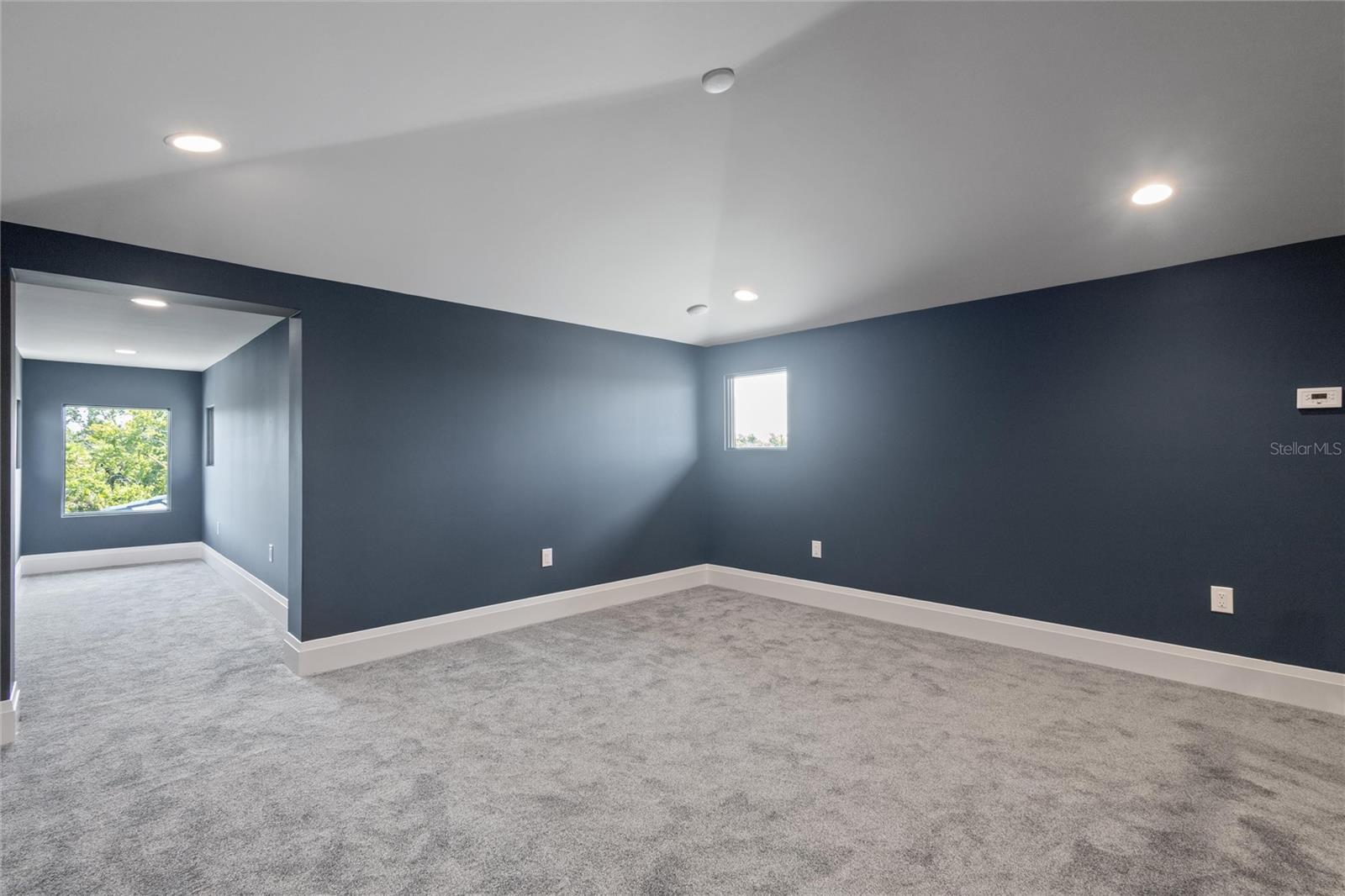 REUNION WEST VLGS NORTH - Residential