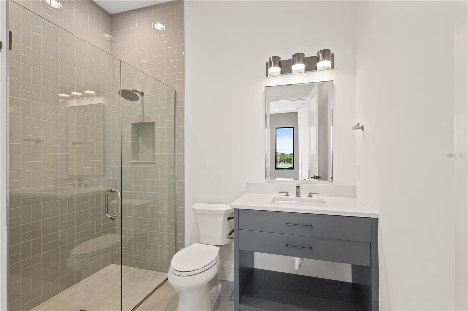 REUNION WEST VLGS NORTH - Residential