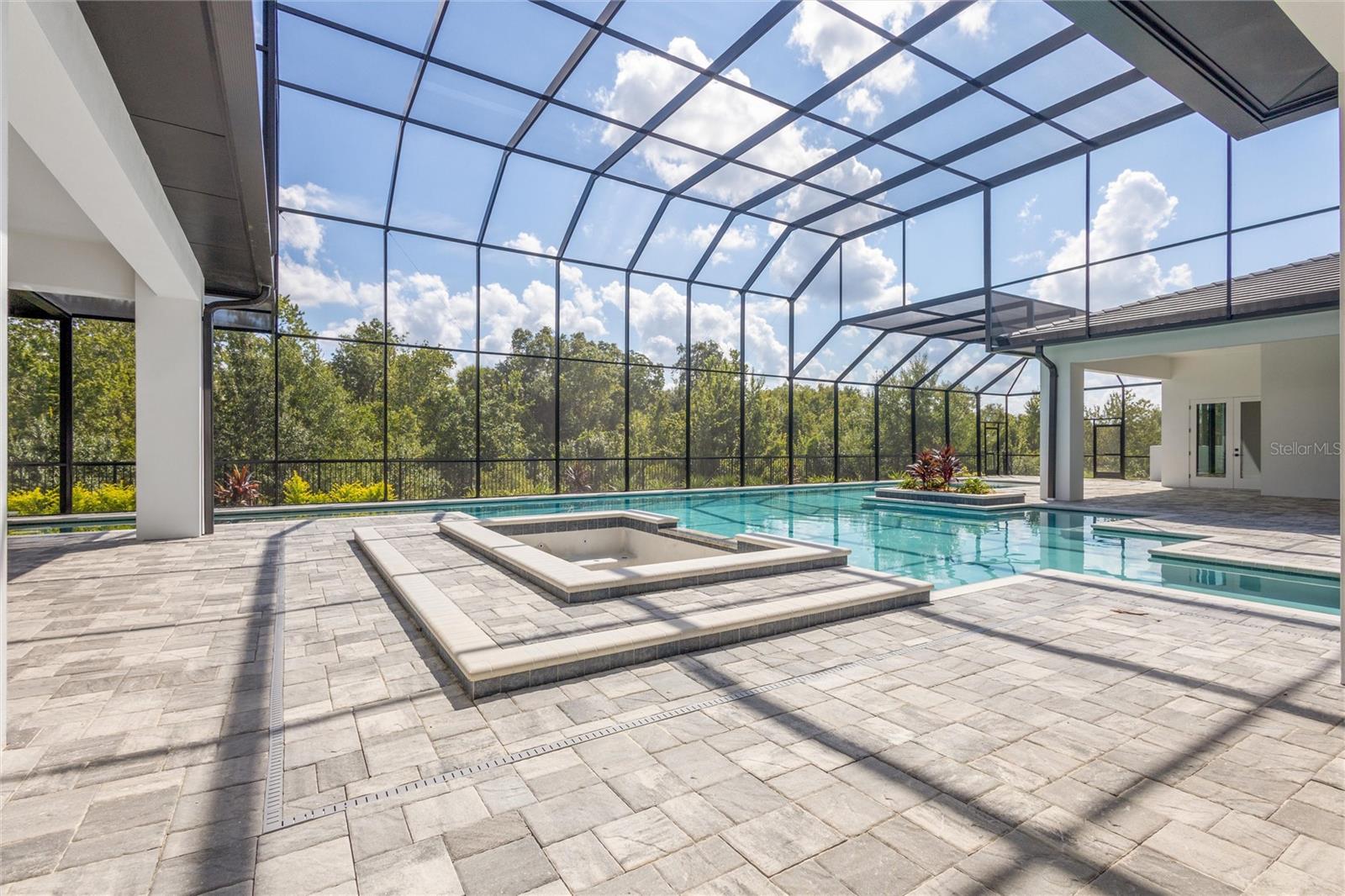 REUNION WEST VLGS NORTH - Residential