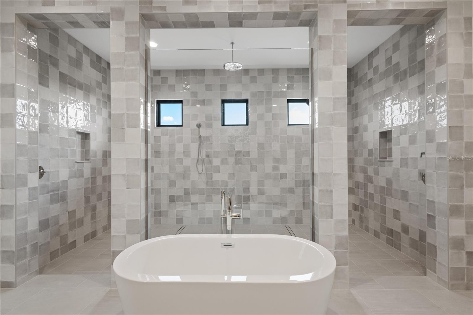 REUNION WEST VLGS NORTH - Residential