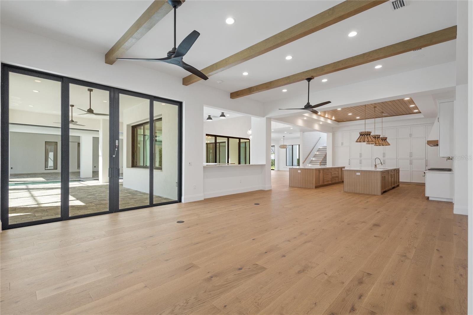 REUNION WEST VLGS NORTH - Residential