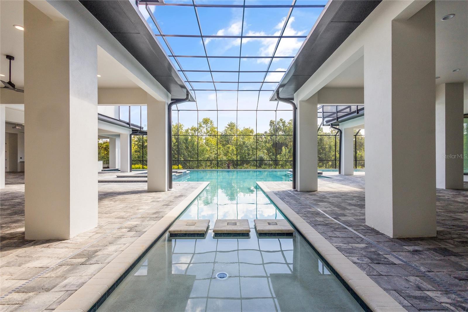 REUNION WEST VLGS NORTH - Residential