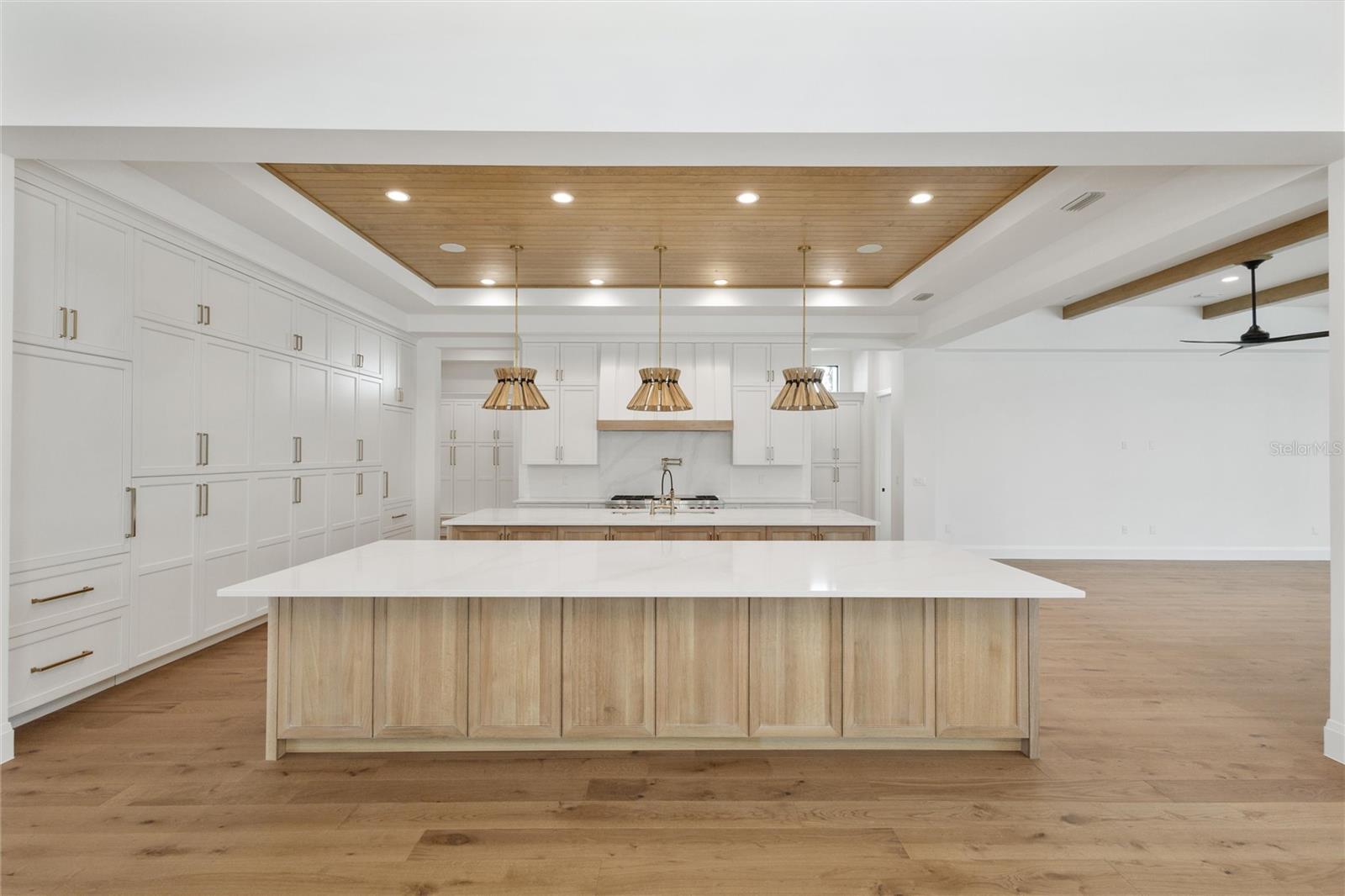 REUNION WEST VLGS NORTH - Residential