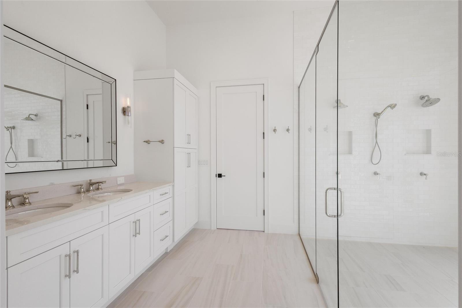 REUNION WEST VLGS NORTH - Residential