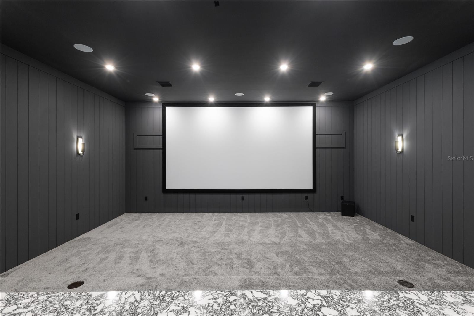 REUNION WEST VLGS NORTH - Residential