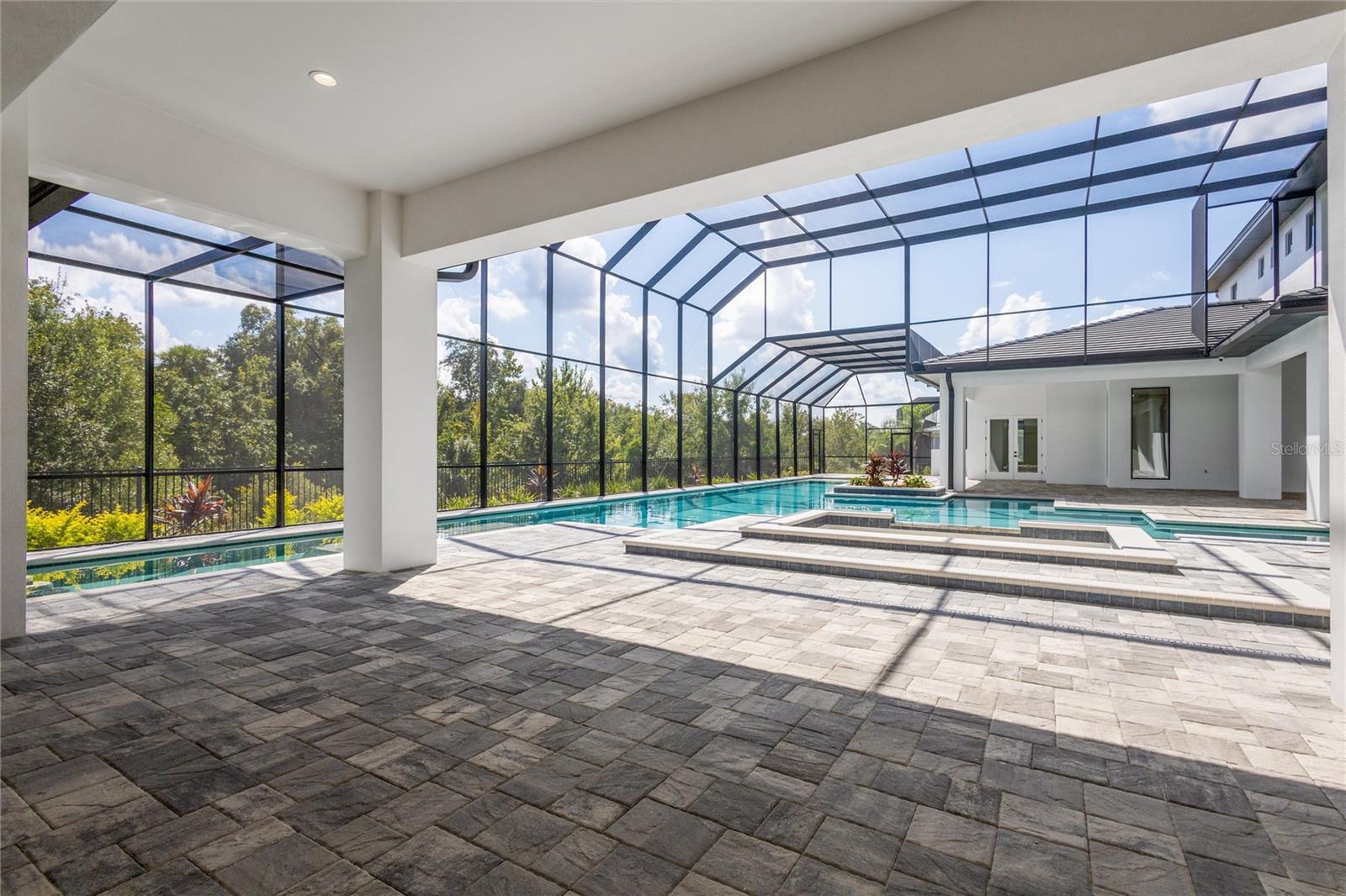 REUNION WEST VLGS NORTH - Residential