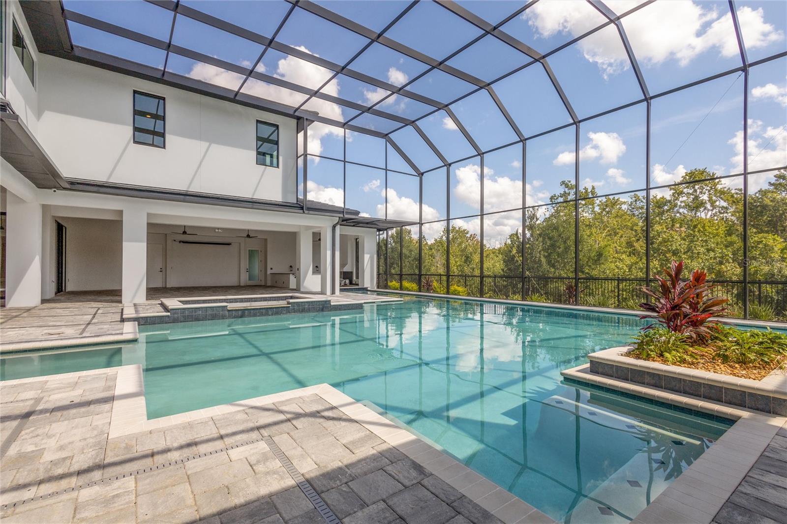 REUNION WEST VLGS NORTH - Residential