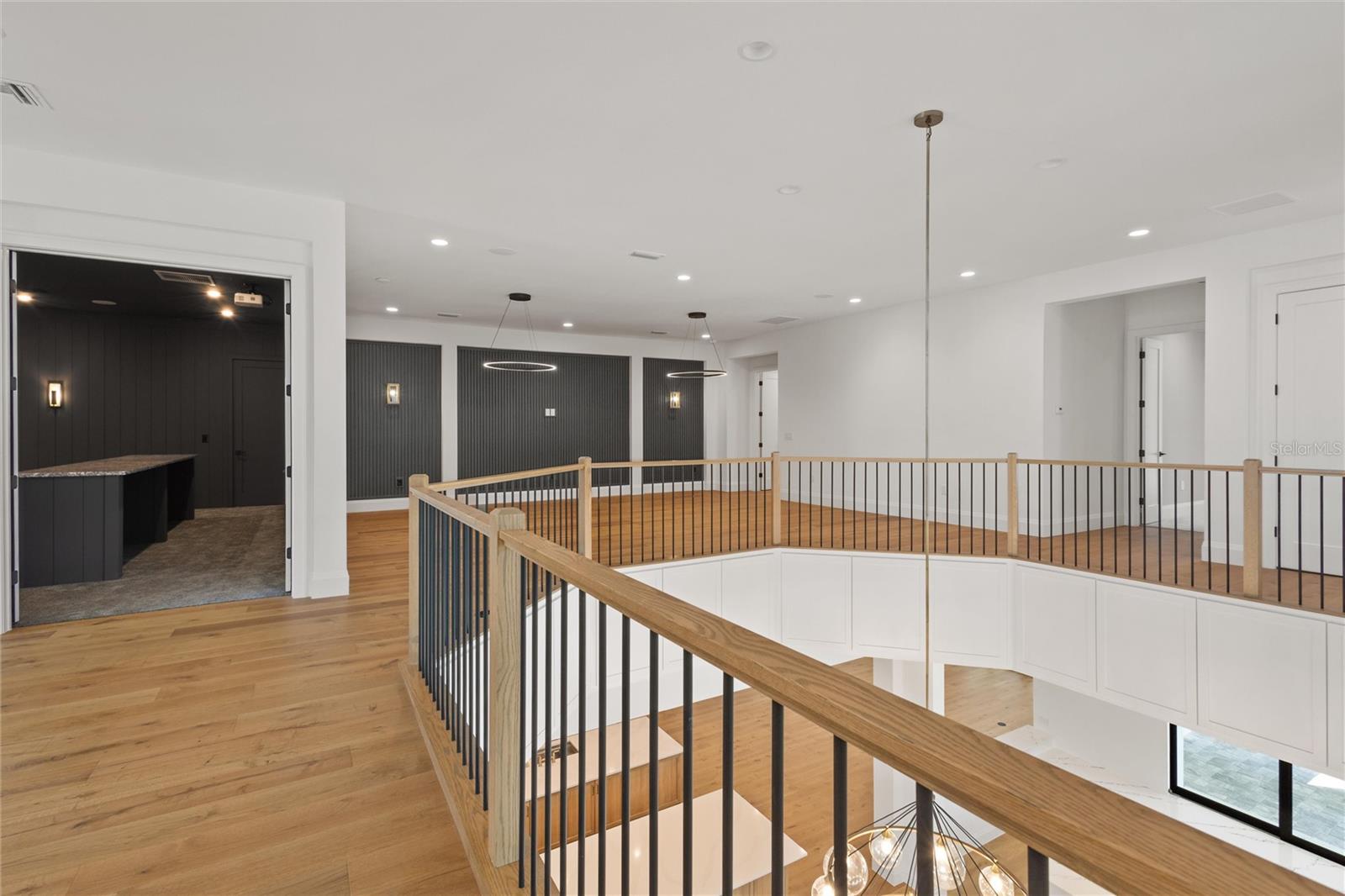 REUNION WEST VLGS NORTH - Residential