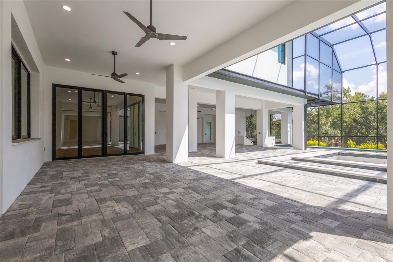 REUNION WEST VLGS NORTH - Residential