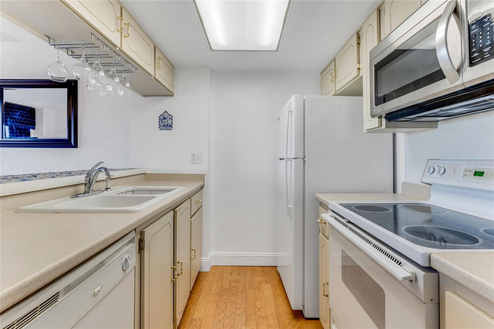 3600 S OCEAN SHORE BOULEVARD 320