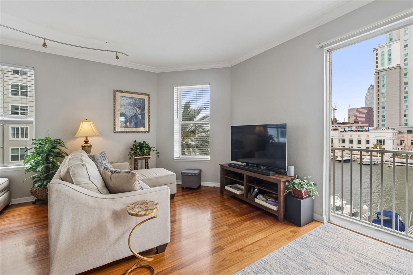 PARKCREST HARBOUR ISLAND CONDO - Residential Lease