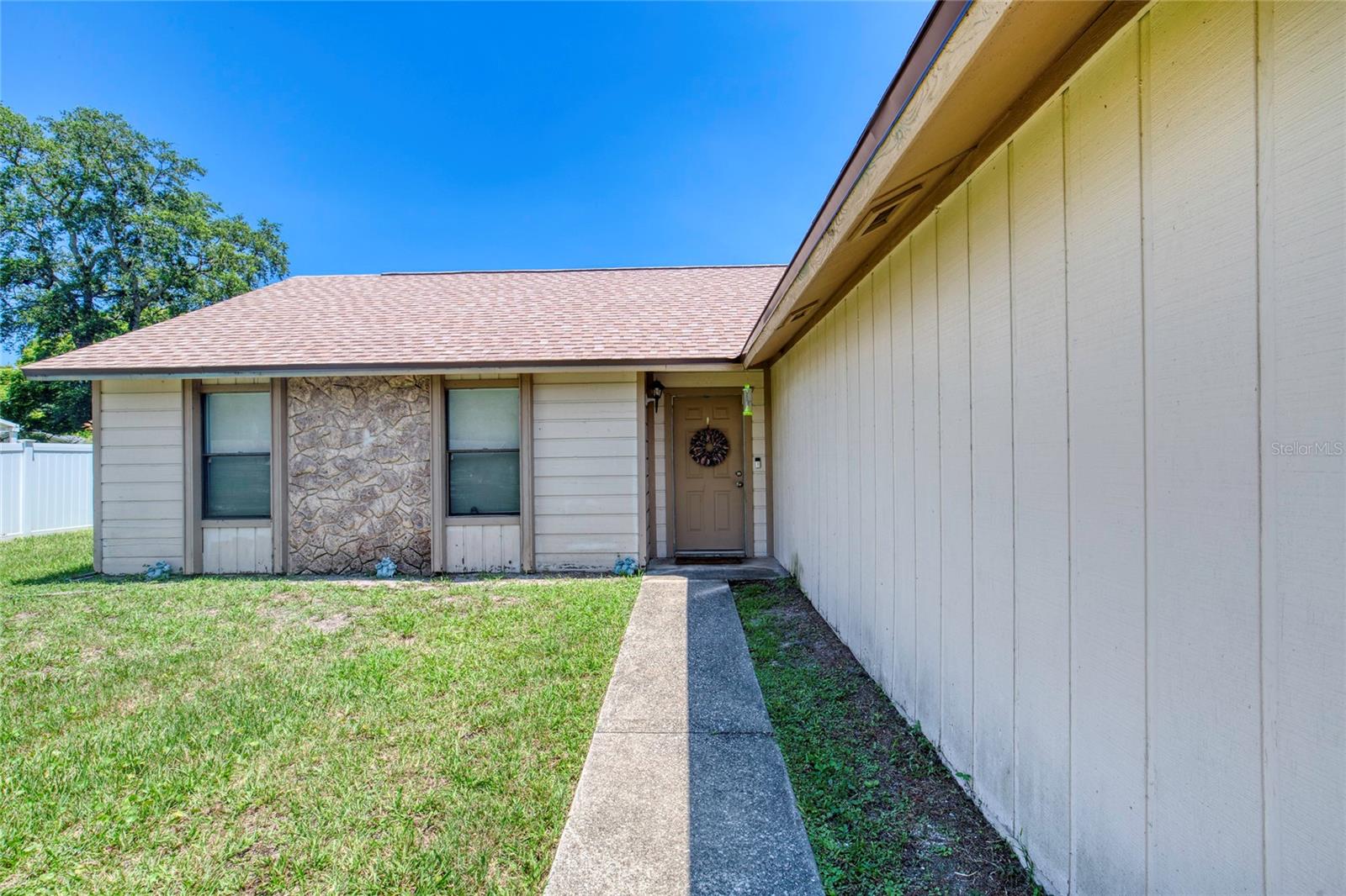 2815 TRAVELERS PALM DRIVE