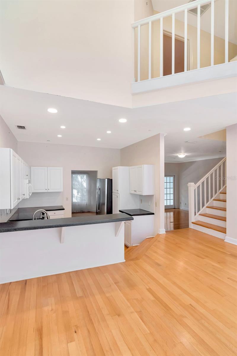 PILGRIMS GATE A CONDO - Residential