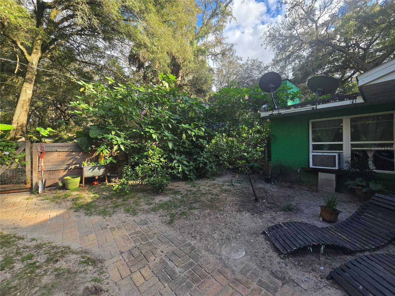 ORANGE CITY DELAND FARMS - Residential