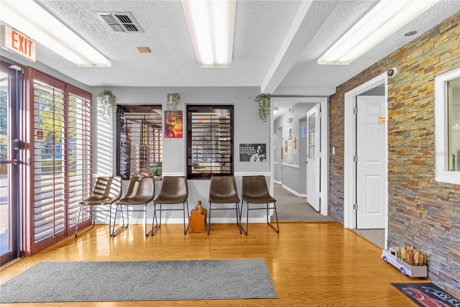 PHILLIPS TERRACE - Commercial Lease