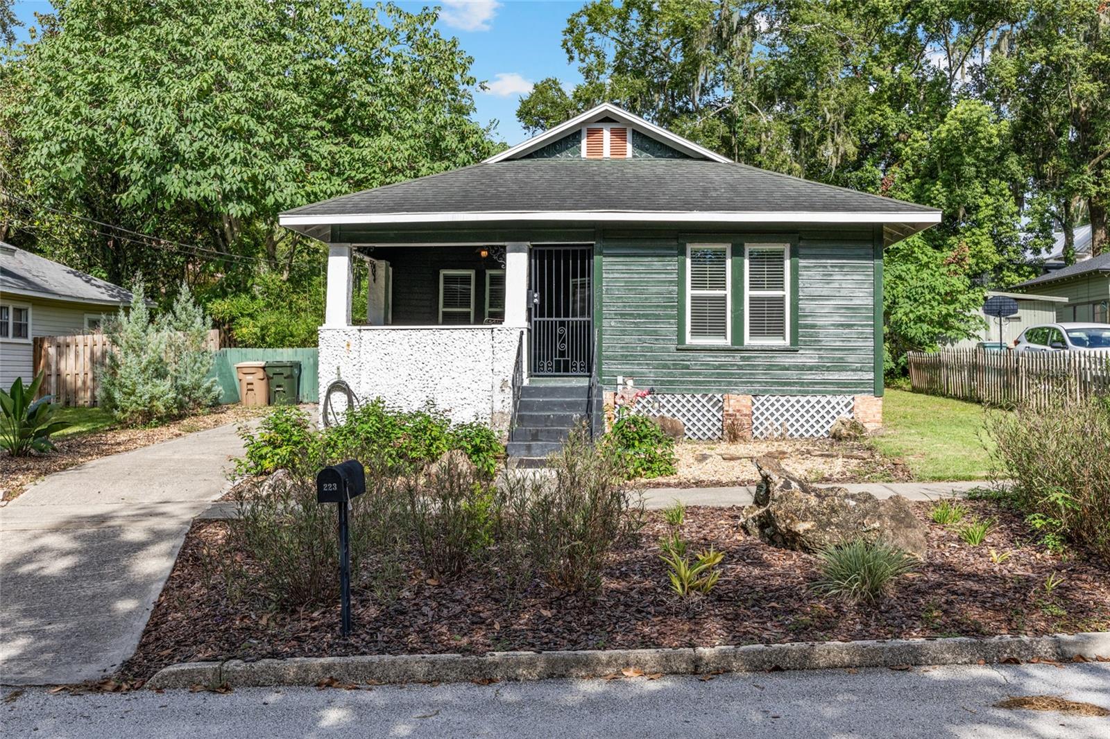 223 NE TUSCAWILLA AVENUE