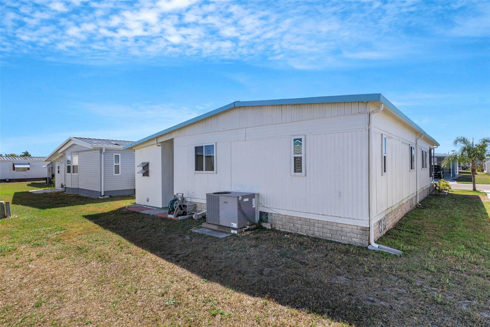 5619 BAYSHORE ROAD 240